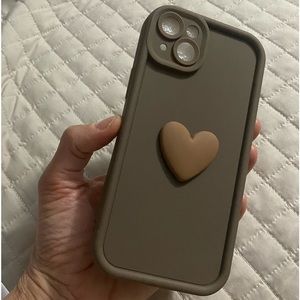 iPhone 15 plus brown case